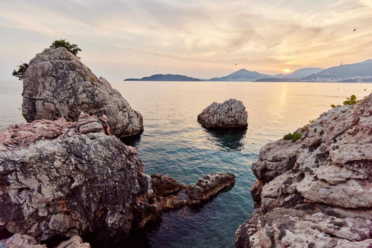 Blanche Cliff Apartments Sveti Stefan Ngoại thất bức ảnh