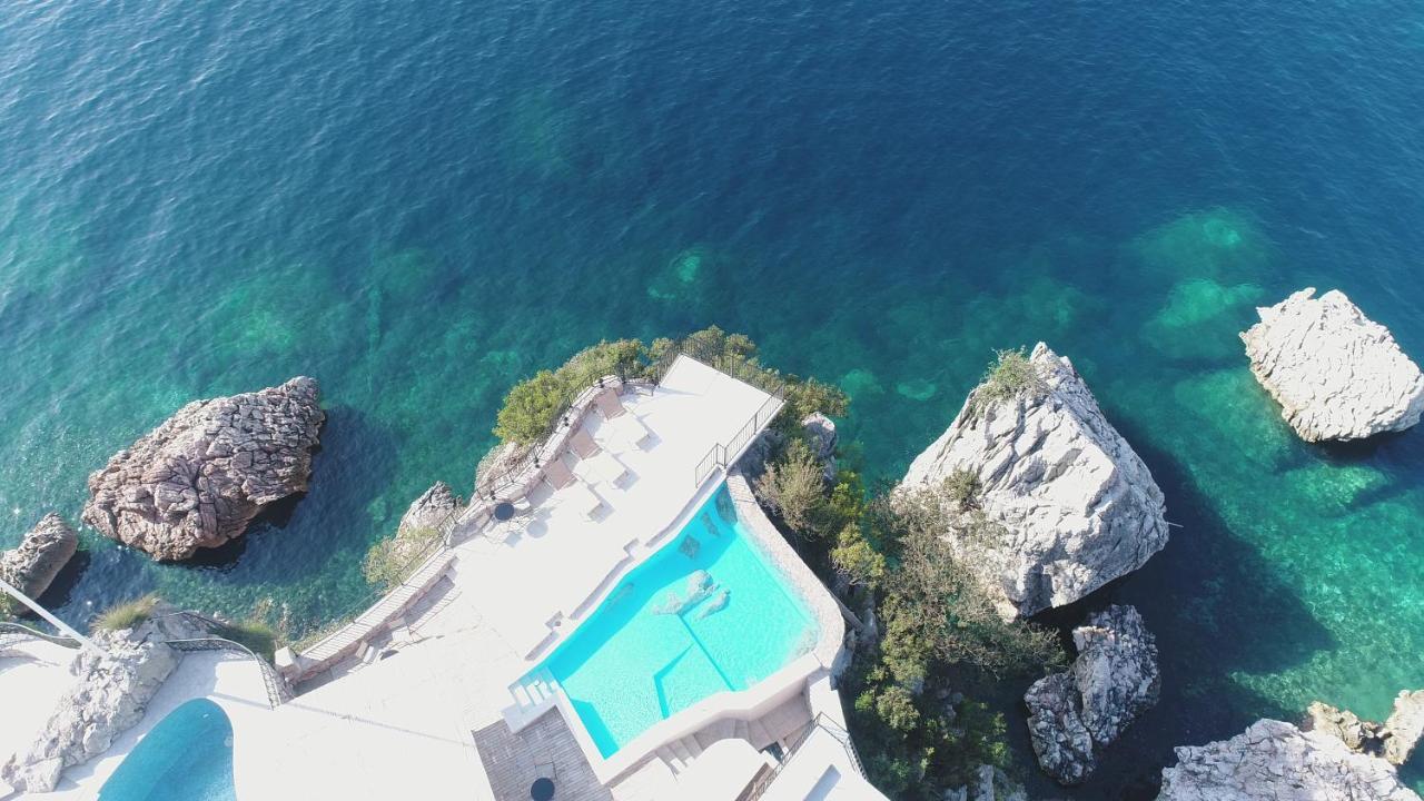 Blanche Cliff Apartments Sveti Stefan Ngoại thất bức ảnh